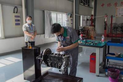 乡村技能的魅力在这里！上海市乡村振兴职业技能大赛开赛，技术服务制作引领新风尚